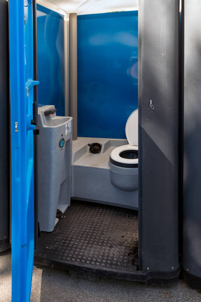 Best Portable bathroom rental  in Black Canyon City, AZ